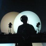 Akasa feat. DJ Shadow — Thug Ranjha