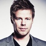 Ferry Corsten feat. Angelika Vee — Beat As One (Richard Durand Reloaded Remix)