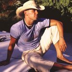 Kenny Chesney & Uncle Kracker — When The Sun Goes Down