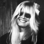 Kim Carnes — Crazy in the Night (Barking at Airplanes)